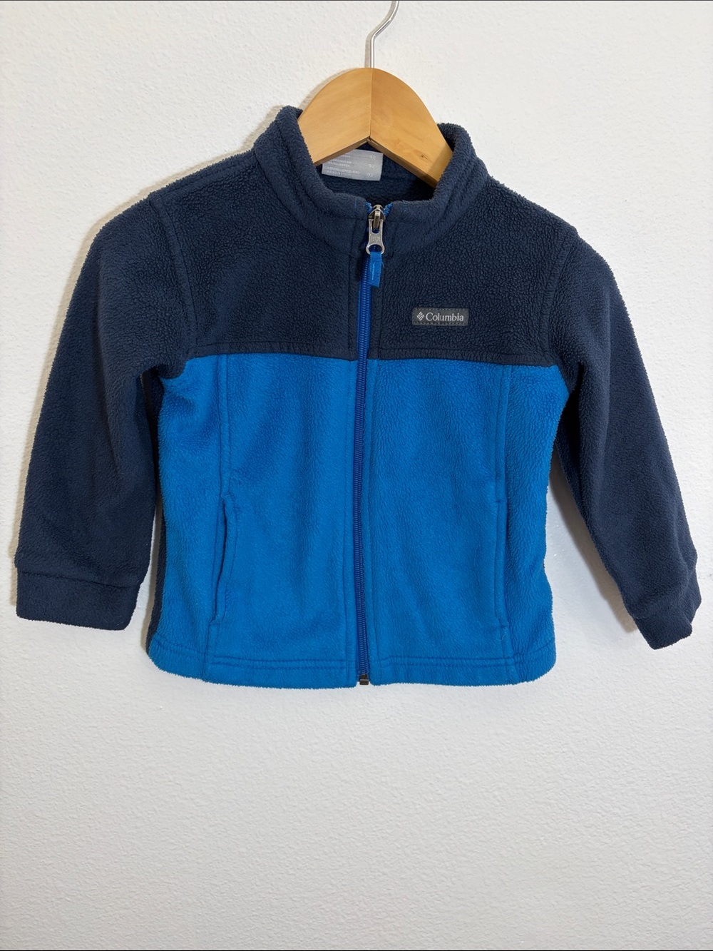 Columbia Sportswear Company Two Tone Navy Blue Fleece Casual Sweatshirt Jacket